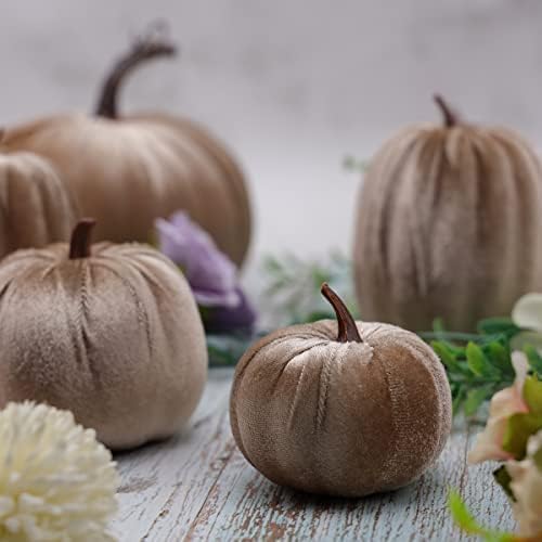 8pcs Artificial Halloween Pumpkin Decorations