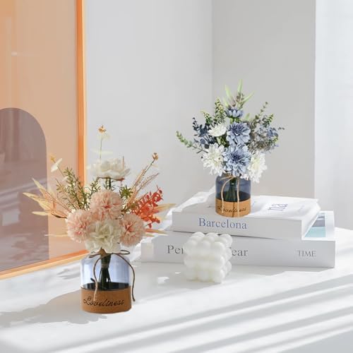 LADADA Floral Arrangement with White and Blue Flowers in Glass Vase