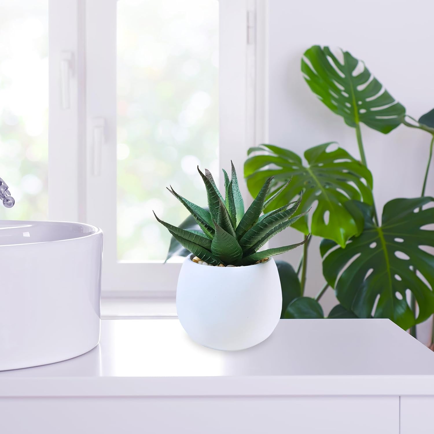 Winlyn Set of 3 Artificial Succulent Plants in Concrete Pots