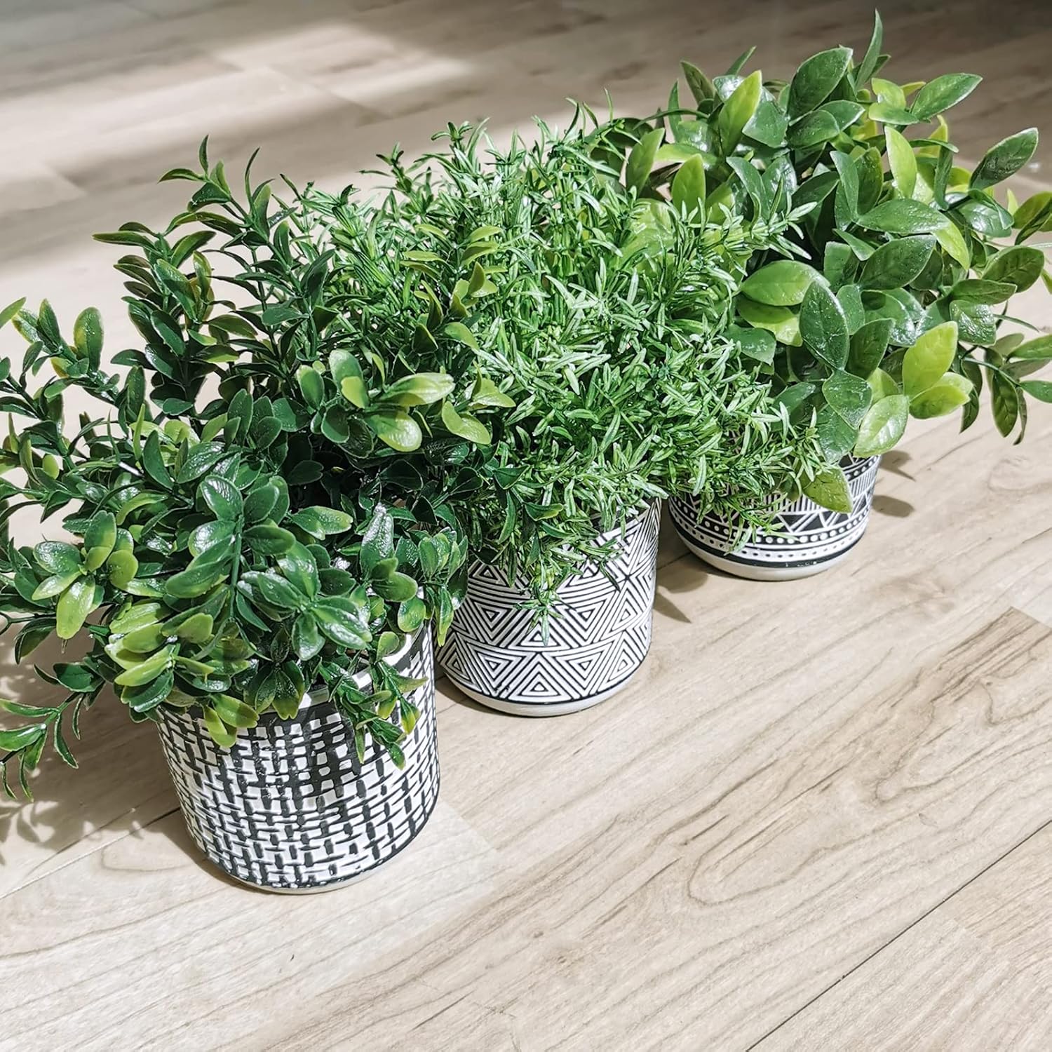 Winlyn Set of 3 Artificial Potted Plants in Black and White Geometric Pots